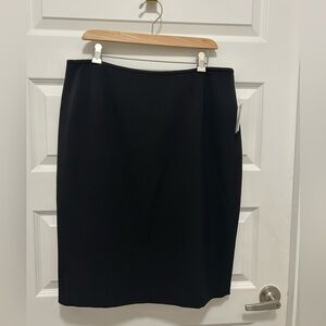 Dressbarn Elegant Black Pencil Skirt Classic